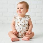 Macacão curto babadinhos em algodão egípcio Ursinhas - Mini & Co.