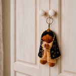 Chaveiro de Pelúcia Nossa Senhora Aparecida 15 cm - Zip