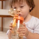 Garrafa Tritan c/ Canudo Filhotiis Leão Léo 460ml (12m+) - Kouii