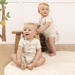 Macacão curto em ribana canelada Bege - Up Baby