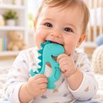 Mordedor em silicone Dino (4m+) - Pais e Filhos