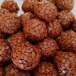 Granulé Confeito  Chocolate Meio Amargo Melken Harald 400g 