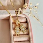 COLAR 2 FILHAS CRAVEJADO - BANHADO EM OURO 18K