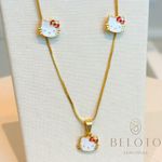 CONJUNTO INFANTIL COLAR + BRINCO HELLO KITTY -  BANHADO A OURO 18K