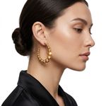 ARGOLA MAXI DE ESFERAS BANHADA EM OURO 18K