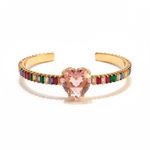BRACELETE RIVIERA CRAVEJADO COM ZIRCÔNIAS COLORIDAS E CORAÇÃO ROSA BANHADO EM OURO 18K 