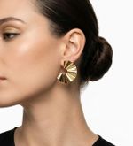 BRINCO MARTELADO MEIA LUA GOLD BANHADO A OURO 18K