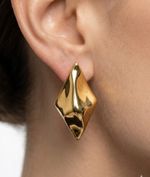 BRINCO MARTINA GOLD BANHADO A OURO 18K