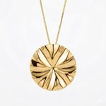 COLAR MAXI FLOR REDONDA MATELADO BANHADO EM OURO 18K