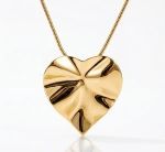 COLAR MAXI CORAÇÃO BANHADO EM OURO 18K
