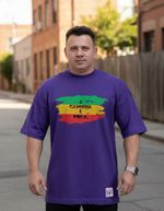 Camiseta Oversized A Camiseta é Roxa