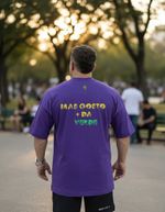 Camiseta Oversized A Camiseta é Roxa