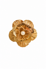 Broche Camélia Dourada