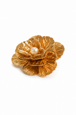 Broche Camélia Dourada