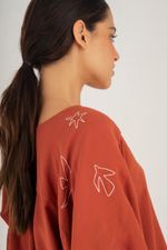 Blusa Ateliê Bordada