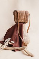 Mini Bolsa Tressê Cesto Caramelo