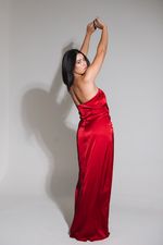 Vestido Longo de Cetim Jade Vermelho