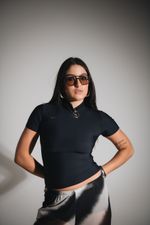 Blusa Basic Preta