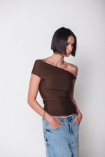 Blusa Ombro a Ombro Marrom
