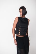 Blusa Alfaiataria Ilhós Preta