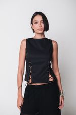 Blusa Alfaiataria Ilhós Preta