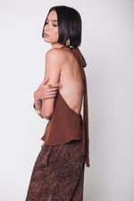 Blusa Frente Única Marrom 