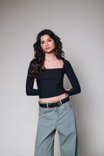 Blusa Manga Longa Mia Preta 