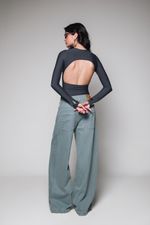 Body Manga Longa Costas Abertas Cinza 
