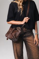 Bolsa  Pequena Tachas Lateral 