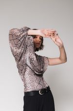 Blusa Manga Única Cobra