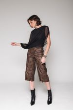 Bermuda de Couro Estonado Marrom