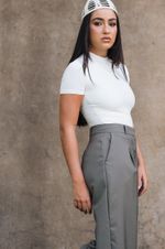 Calça Reta Monique Cinza