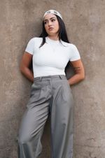 Calça Reta Monique Cinza