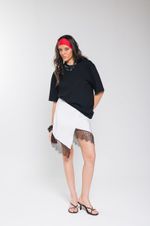 Saia Assimétrica de Cetim Com Renda Off White