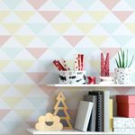 Papel de Parede Triângulos Rosa Azul e Amarelo