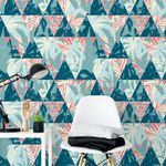 Papel de Parede Triângulos com Coqueiros Abstratos