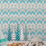 Papel de Parede Setas Cinzas e Azul 