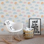 Papel de Parede Infantil com Nuvens Coloridas
