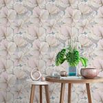 Papel de Parede Floral em Tons de Rosa Claro com Dourado