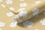Papel de Parede Infantil Listras Floral Fundo Amarelo