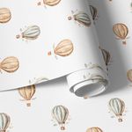  Papel de Parede Infantil Balões e Nuvens Aquarela