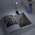 Luminaria Led de Mesa Para Leitura com Clip