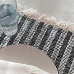 Trilho de Mesa em Algodão Lace Grafite 1,00m