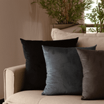 Capa de Almofada Veludo Premium Decorativa - Preto 30cm x 50cm