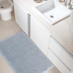 Tapete Banheiro Bolinha em Microfibra Antiderrapante 70x50cm - Azul Claro