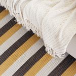 Tapete Artesanal Trama Basic Grande para Sala Faixas Mostarda e Marrom 150x200