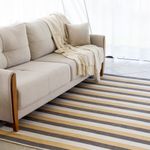Tapete Artesanal Trama Basic Grande para Sala Faixas Mostarda e Marrom 150x200