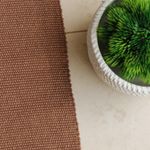 Tapete Passadeira Artesanal Trama Basic Liso Caramelo 70x250