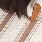 Tapete de Sala Artesanal Peludo Dupla Face Chic Cru com Marrom 150x300