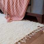 Tapete Artesanal Peludo Basic Scandinavo Cru 150x300